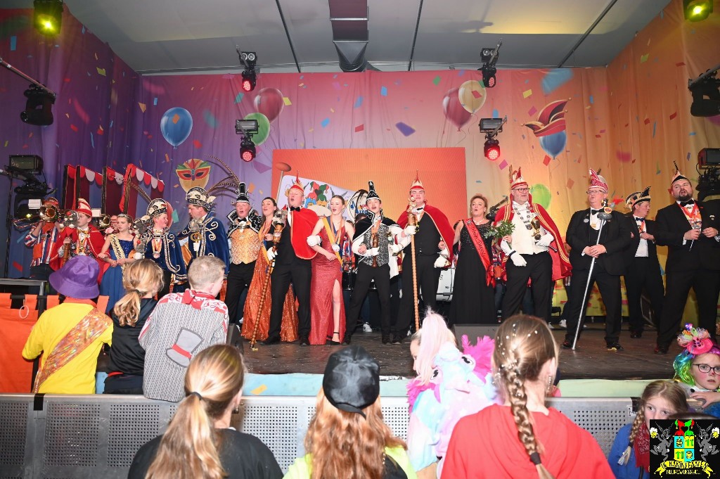 ../Images/Prijsuitreiking grote optocht 2025 080.jpg